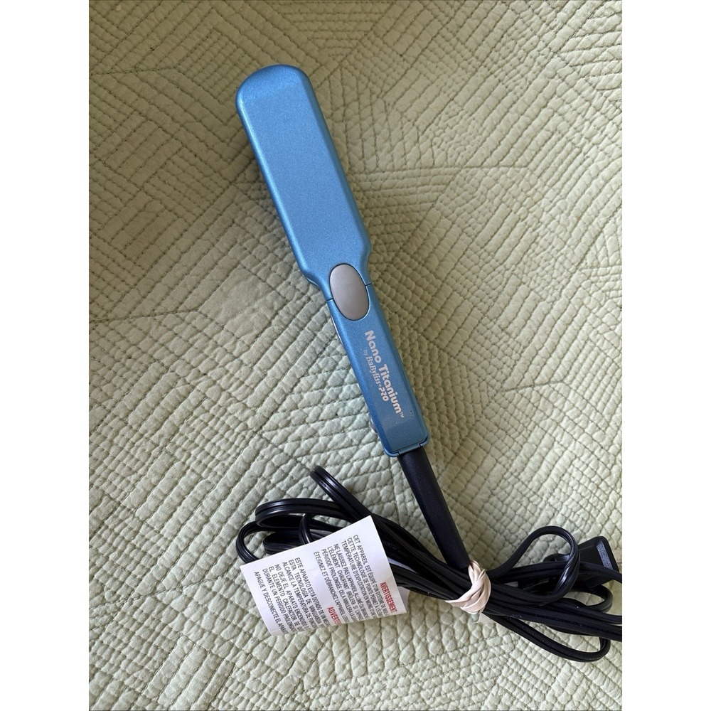 BaBylissPRO Nano Titanium Mini Flat Iron Hair Straightener Blue Travel Size